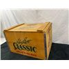 Image 1 : John Labatt Classic Crate