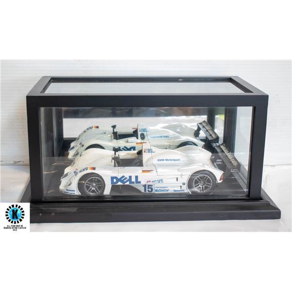 MAISTO 1:18 BMW V12 LMR DIECAST WITH CASE