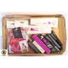 Image 1 : FLAT OF NEW MAKEUP AND PERFUME SAMPLES