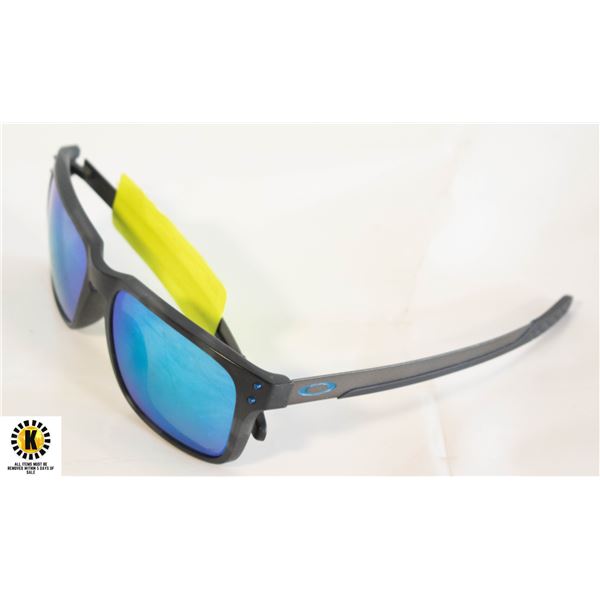 PAIR OF POLARIZED OAKLEY SUNGLASSES