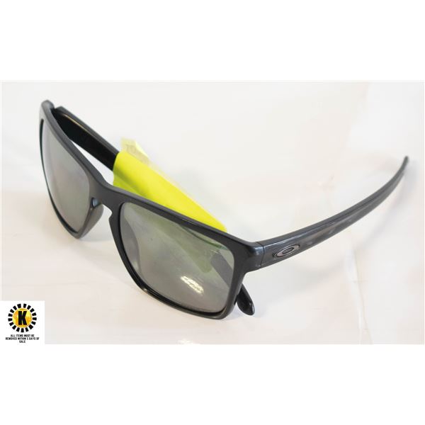 PAIR OF OAKLEY SUNGLASSES