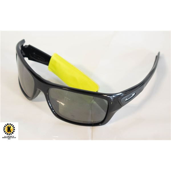 PAIR OF OAKLEY SUNGLASSES