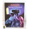Image 1 : SINGER "SEWING WITH AN OVERLOOK" BOOK
