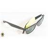 Image 1 : PAIR OF RAY-BAN SUNGLASSES