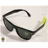 Image 1 : PAIR OF FOLDING RAY-BAN SUNGLASSES