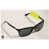 Image 1 : PAIR OF RAY BAN SUNGLASSES