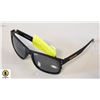Image 1 : PAIR OF PANAMA JACK SUNGLASSES
