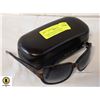 Image 1 : PAIR OF BANANA REPUBLIC SUNGLASSES IN CASE
