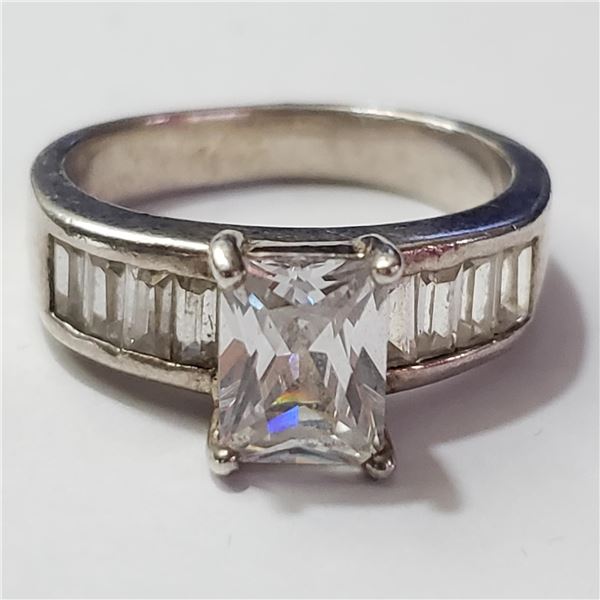 JP892-66 SILVER CZ RING