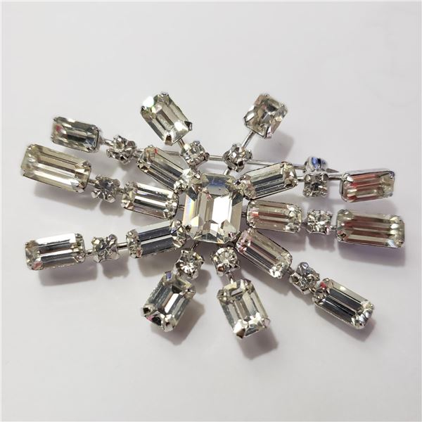 JP892-53 SILVER BROOCH