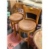 Image 1 : 2 BAR STOOLS