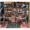 Image 1 : 2 SHOP BAR STOOLS TOGETHER-ESTATE