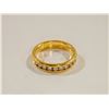 Image 1 : 14K YELLOW GOLD RING WITH CLEAR STONES SIZE 4.25
