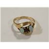 Image 1 : 10K YELLOW GOLD 3 STONE RING SIZE 6