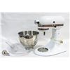 Image 1 : KITCHEN AID ULTRA STAND MIXER