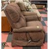 Image 2 : RECLINER ROCKER- ELECTRIC- 41" X 33" X 34"