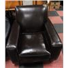 Image 1 : BROWN LEATHER LOUNGE CHAIR 34" X 34" X 34"