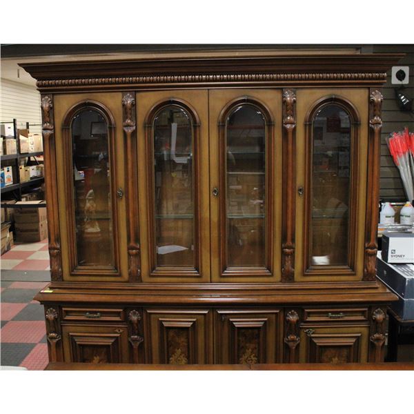 SOLID WOOD CARVED BUFFET AND HUTCH LOCKING W. KEY