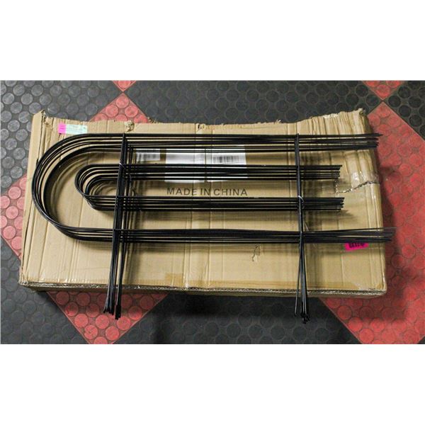 NEW 14 PIECE BLACK METAL GARDEN FENCING SET