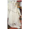 Image 1 : WEDDING DRESS APPROX SIZE 14 CORSET BACKING