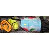 Image 1 : 5 SLEEPING BAGS, 1 BIG