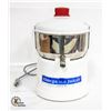 OMEGA FRUIT/VEGETABLE JUICER- MODEL 1000