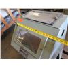 Image 2 : (R) Econoline Abrasive Blast Hopper Cabinet 19"W