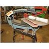 Image 2 : (S7) Delta Hegner 18" Variable Speed Scroll Saw on Stand