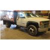 Image 1 : 1999 Chevrolet 3500HD Pick-Up Truck w/ Flatbed