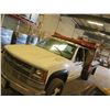 Image 2 : 1999 Chevrolet 3500HD Pick-Up Truck w/ Flatbed