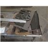 Image 7 : (S13) Metal Rolling Table w/ Undershelf 