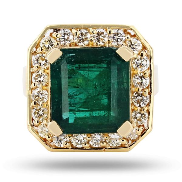 8.45 ctw Emerald and 1.15 ctw Diamond 18K Yellow Gold Ring