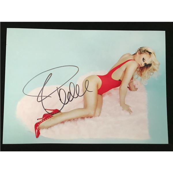 PAM ANDERSON SIGNED BAYWATCH 8 X 10 (RA COA)