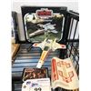 Image 8 : KENNER CANADA STARWARS NO. 38030 THE EMPIRE STRIKES BACK X-WING FIGHTER IN BOX WITH COLLECTORS