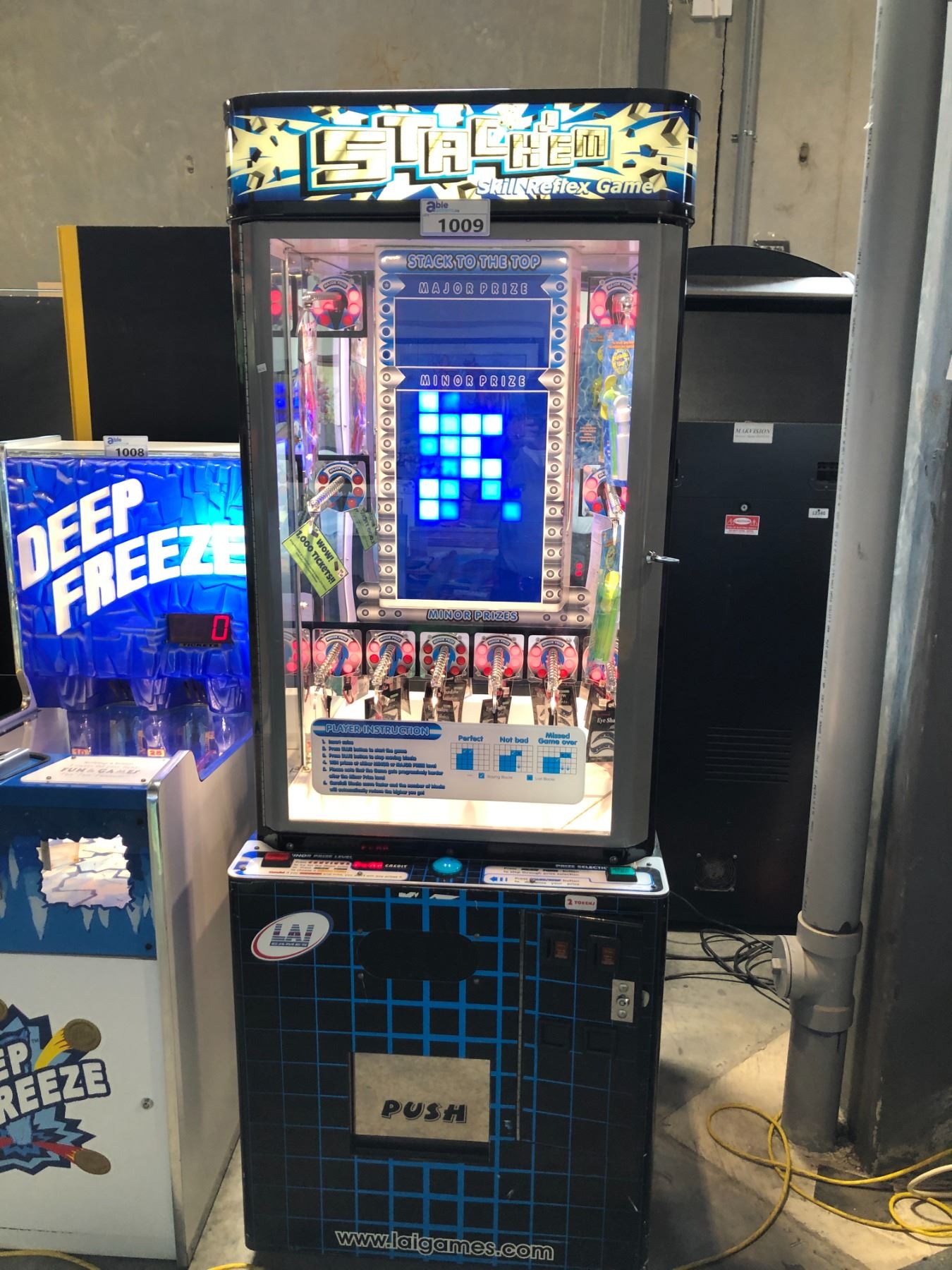 Stacking Arcade Machine LAI GAMES STACK 'EM ARCADE GAME 29