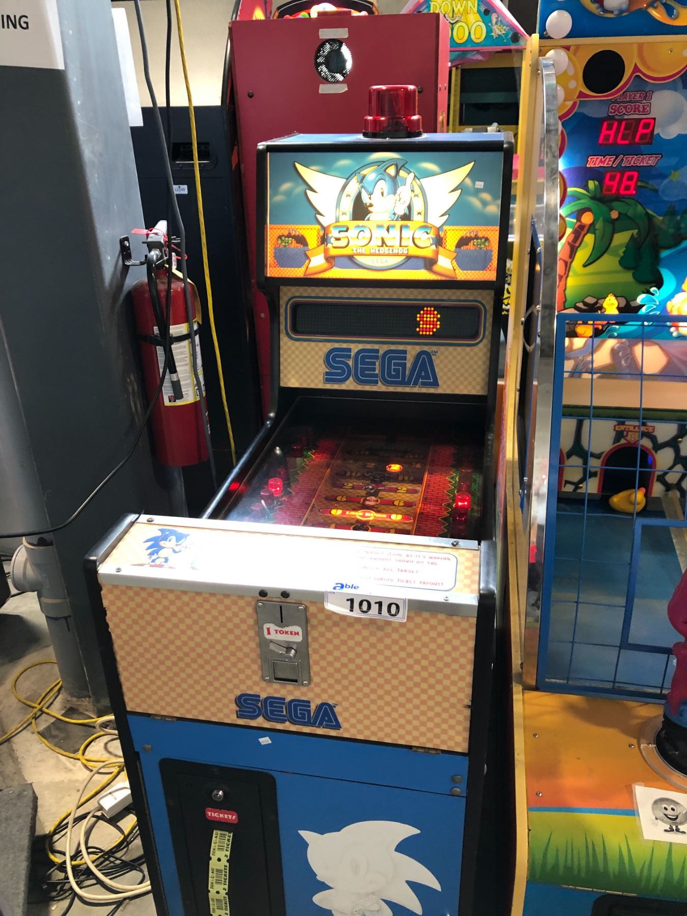 SEGA GAMES SONIC THE HEDGEHOG ARCADE GAME 21