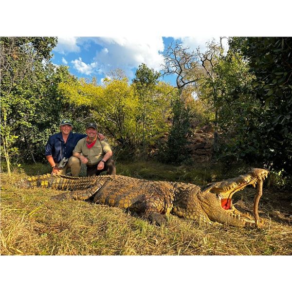 6-Day Crocodile Hunt - Uitkyk Safaris