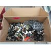 Image 1 : 25+ LEGO Pieces and Minifigs
