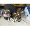 Image 1 : 10 Piece Lot of Assorted Cookware