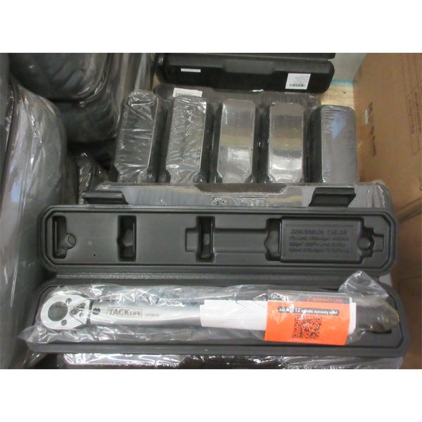 New 3/8  Drive Click Torque Wrench/10-80 LBS