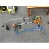 Image 1 : 2 Garden Claws & 2 Weed Trimmers
