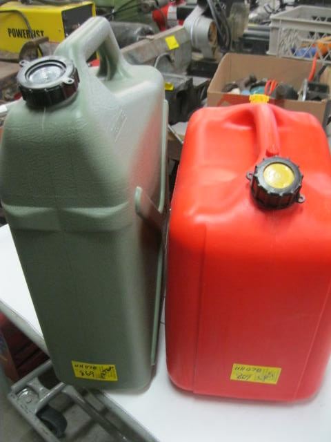 White Fuel Containers WATER & FUEL CONTAINERS - Dodds Auction