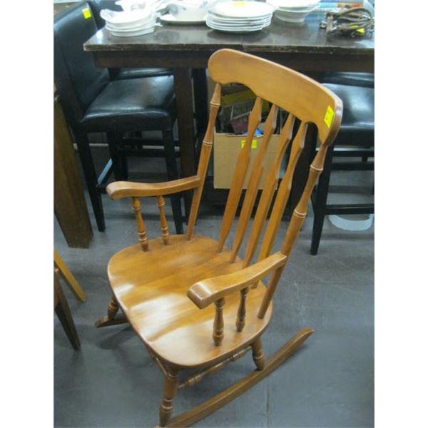 WOODEN ROCKING CHAIR