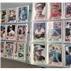 Image 10 : 1982 - 91 Baseballl Cards in Binder - +/- 750 Cards Topps / Fleer & Don Russ