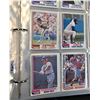 Image 13 : 1982 - 91 Baseballl Cards in Binder - +/- 750 Cards Topps / Fleer & Don Russ