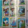 Image 15 : 1982 - 91 Baseballl Cards in Binder - +/- 750 Cards Topps / Fleer & Don Russ