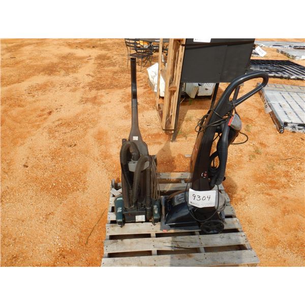 DIRT DEVIL VACUUM, BISSELL PRO STEAMER, (C-6)