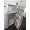 Image 2 : GE White Refrigerator