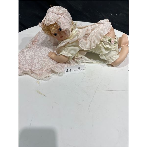 Miscellaneous Bag Of Dolls