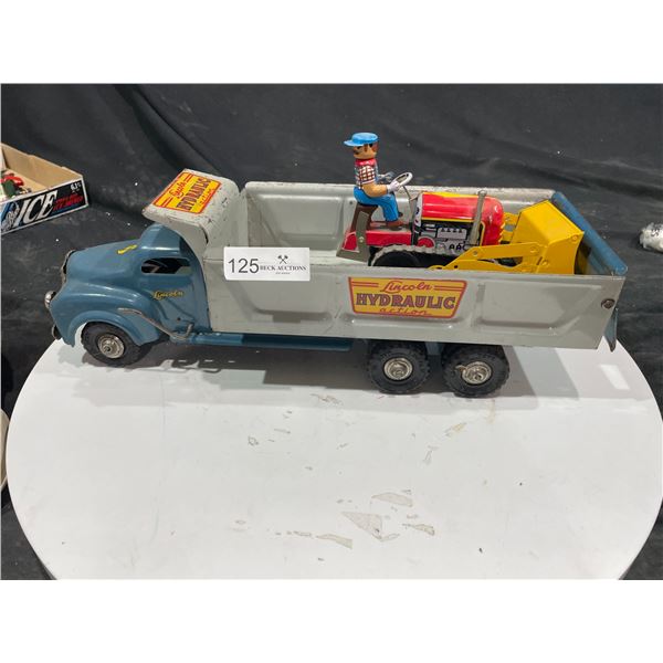 Lincoln Hydraulic Action With Toy Dumptruck